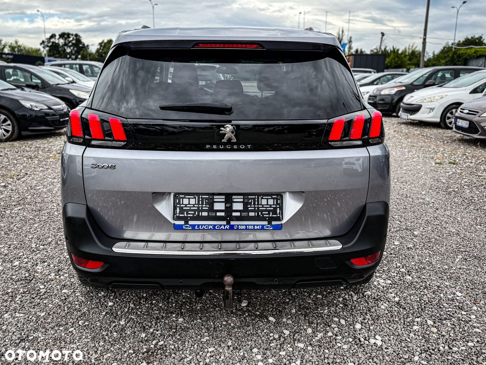 Peugeot 5008 1.2 PureTech Allure S&S - 10