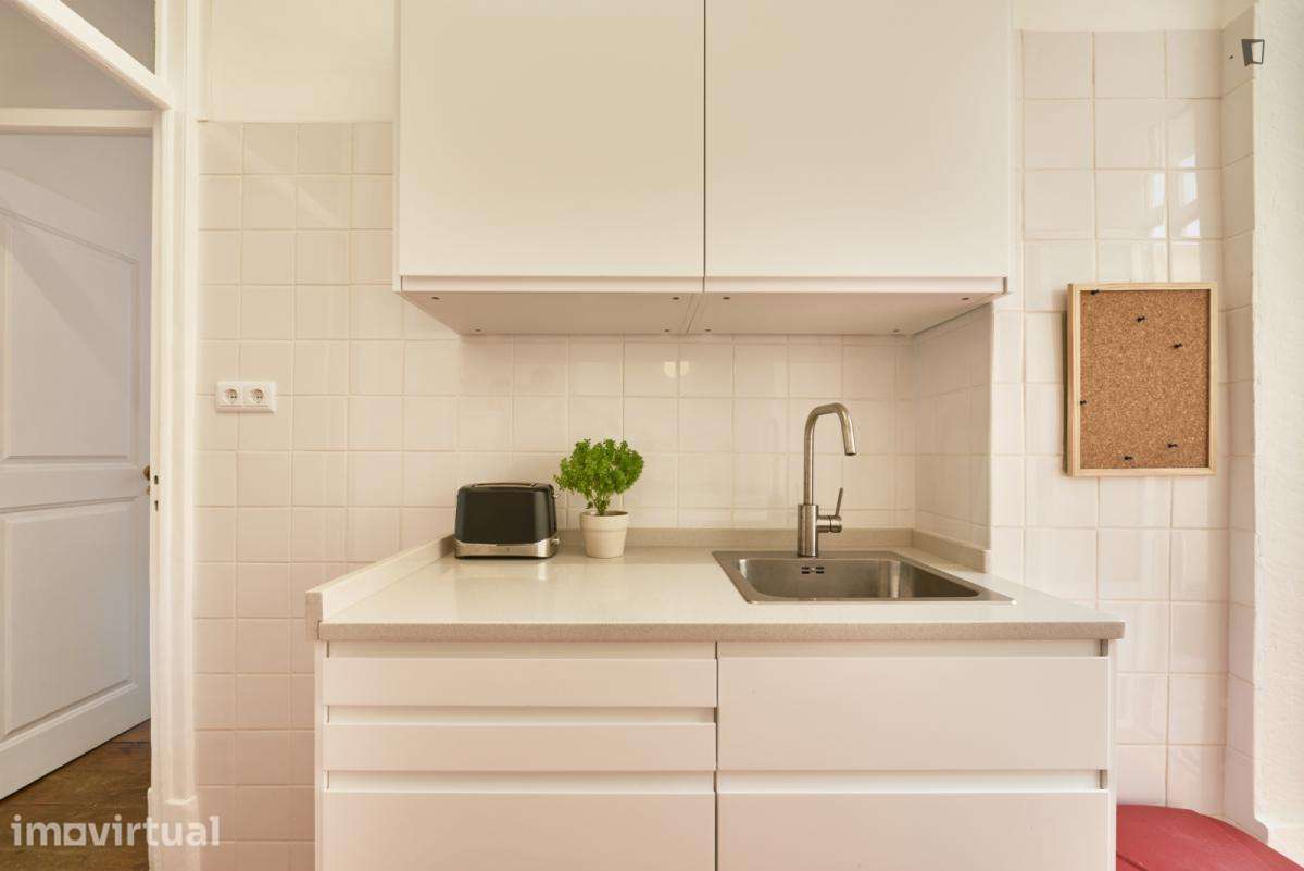 Quarto - localizado em Graça Lisbon - Grande imagem: 5/38