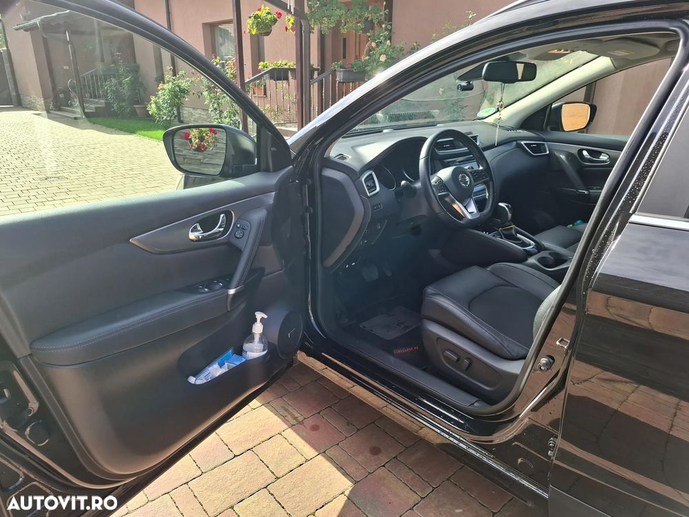 Nissan Qashqai 1.7 dCi Xtronic ALL-MODE 4x4i TEKNA - 26