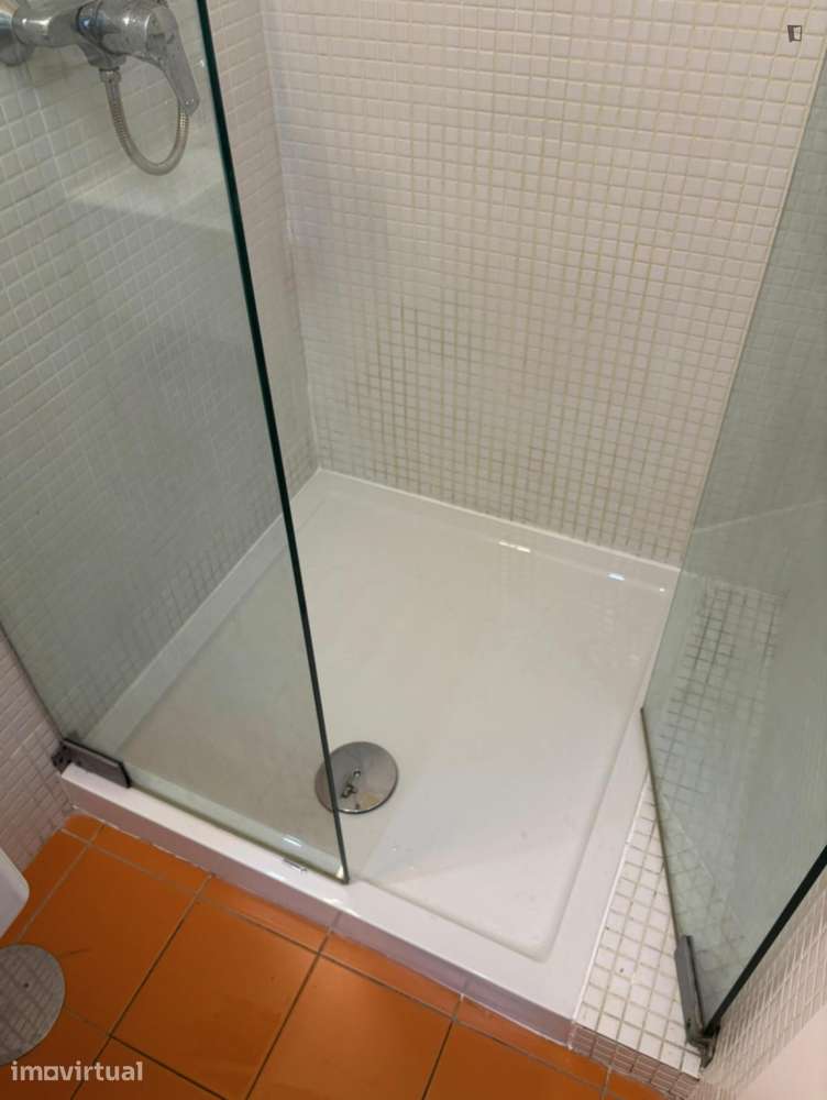 Apartamento com 2 quartos - localizado em Cedofeita Porto - Grande imagem: 5/21