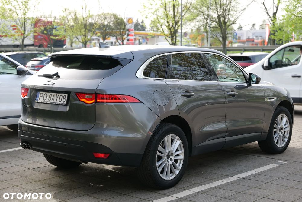 Jaguar F-Pace 2.0 i4D AWD Prestige - 8