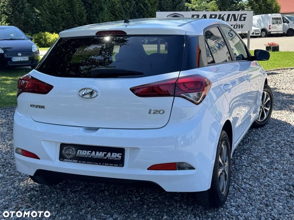 Hyundai i20 1.2 Passion - 11
