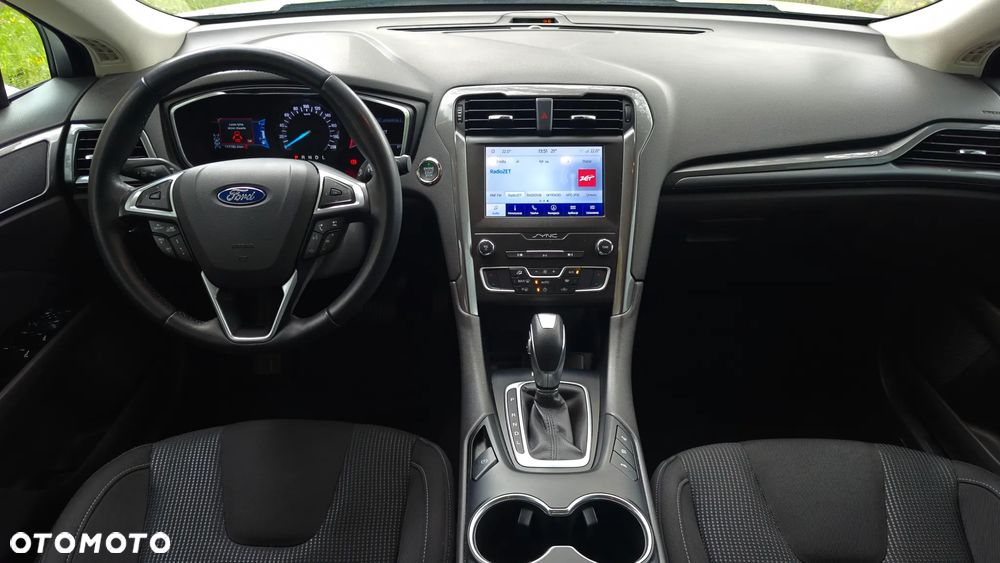 Ford Mondeo 2.0 Hybrid Titanium - 17