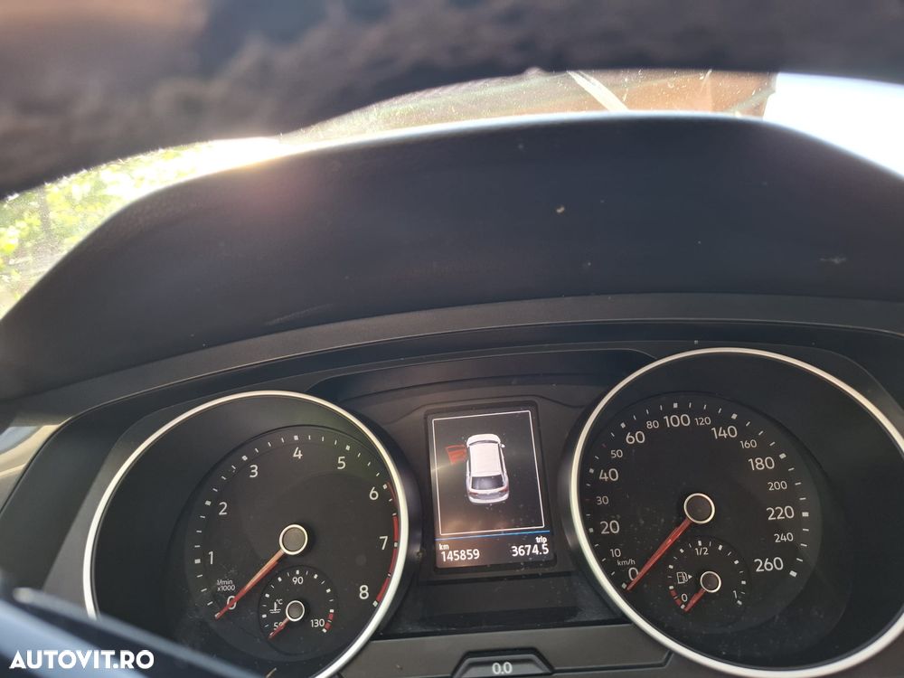 Volkswagen Tiguan - 7