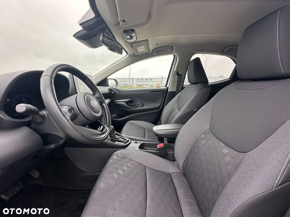 Toyota Yaris Hybrid 1.5 Style - 10