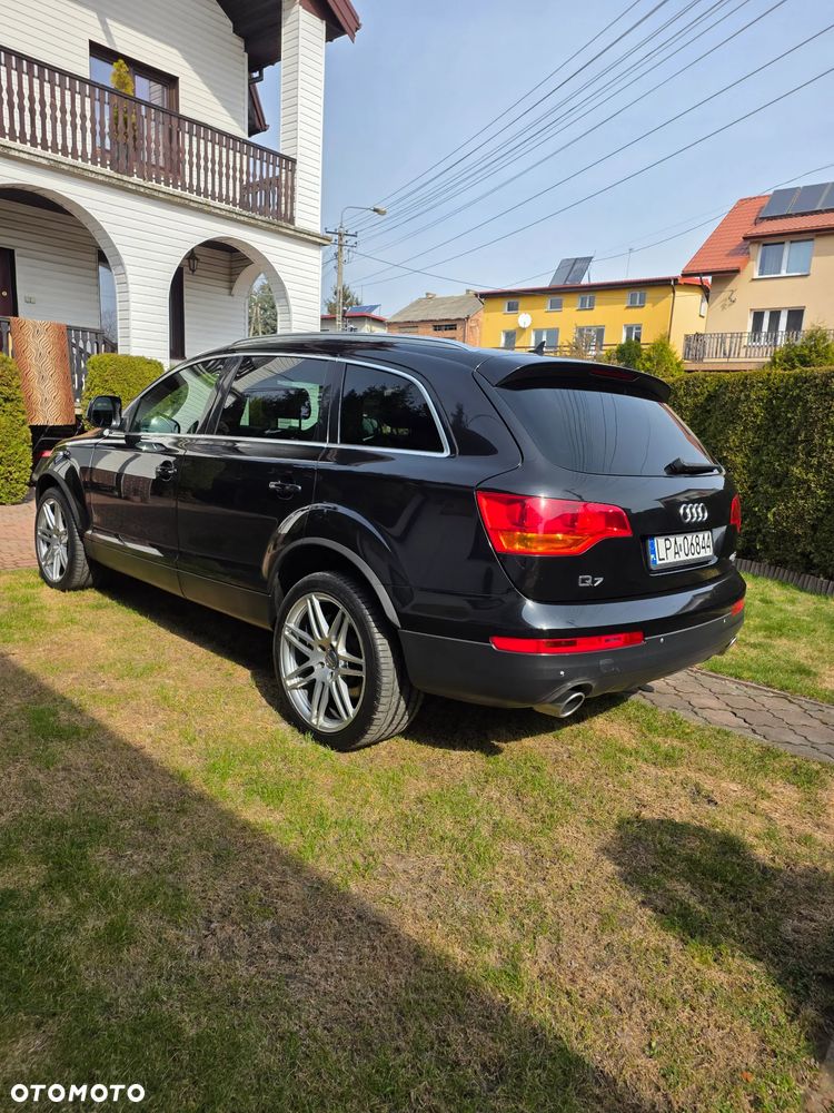 Audi Q7 - 3