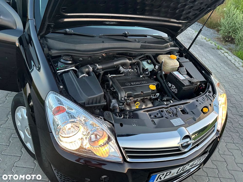 Opel Astra 1.4 - 5