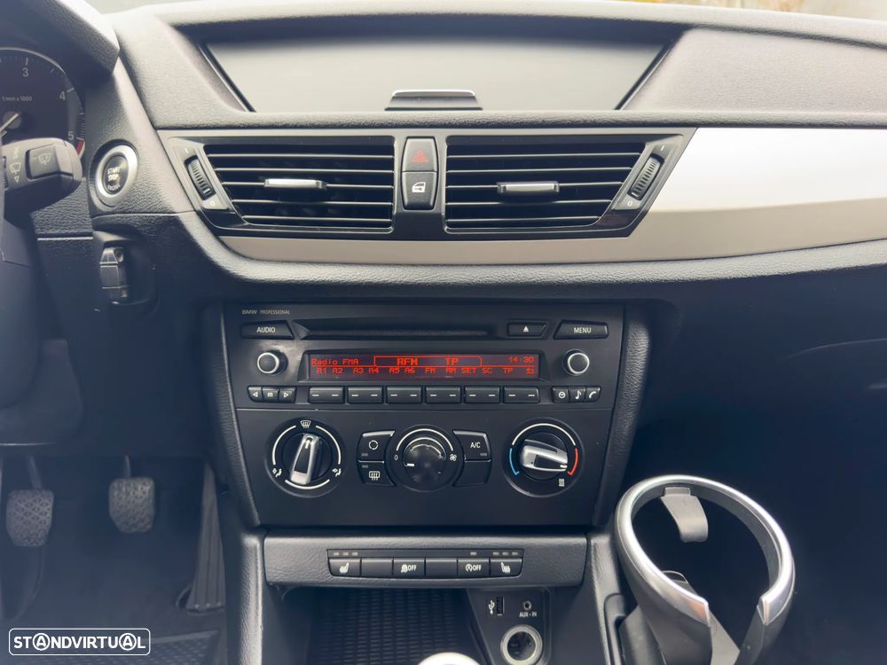 BMW X1 sDrive18d - 27