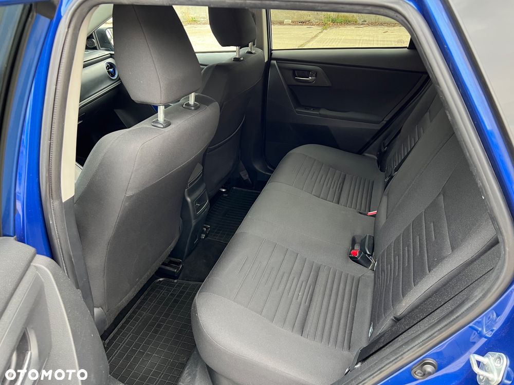 Toyota Auris 1.8 HSD Luna - 22