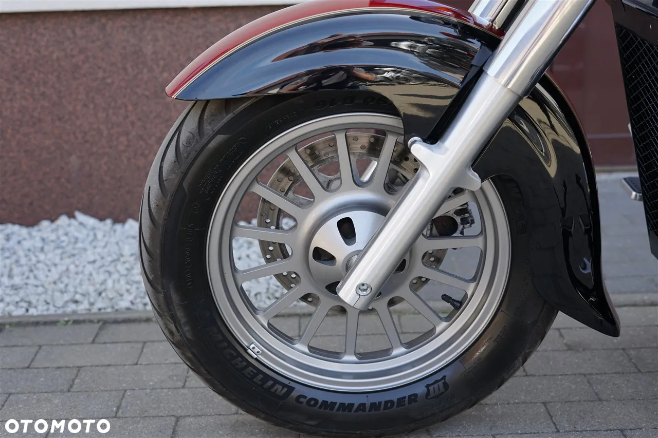 Suzuki VL 800 Volusia - 31