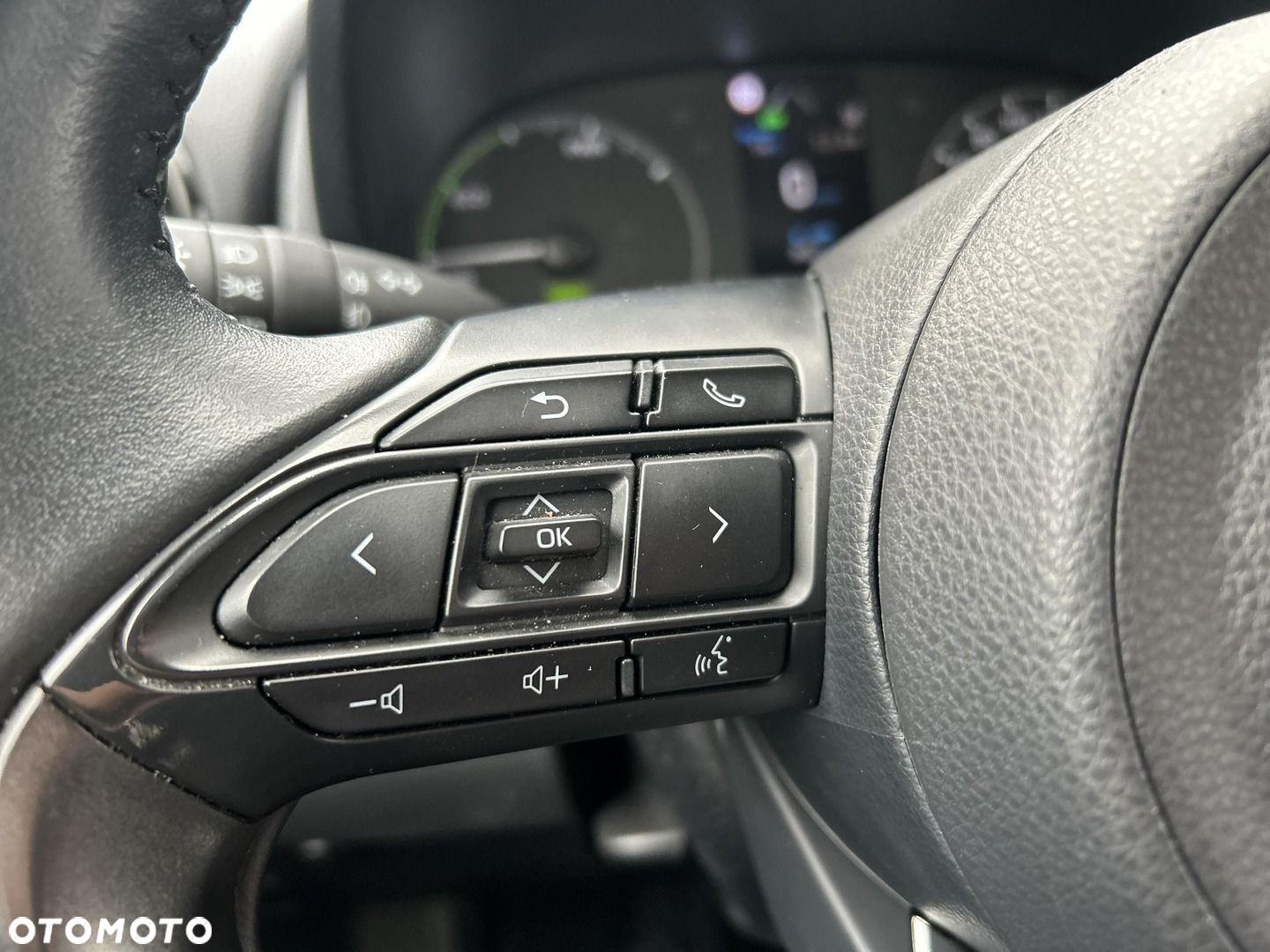 Toyota Yaris Hybrid 1.5 Comfort - 14