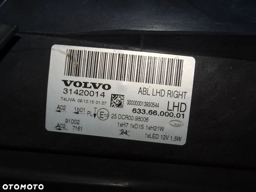 LAMPA PRAWA XENON VOLVO V70,S80,XC70 EURO SKRĘTNA 31420014 - 7