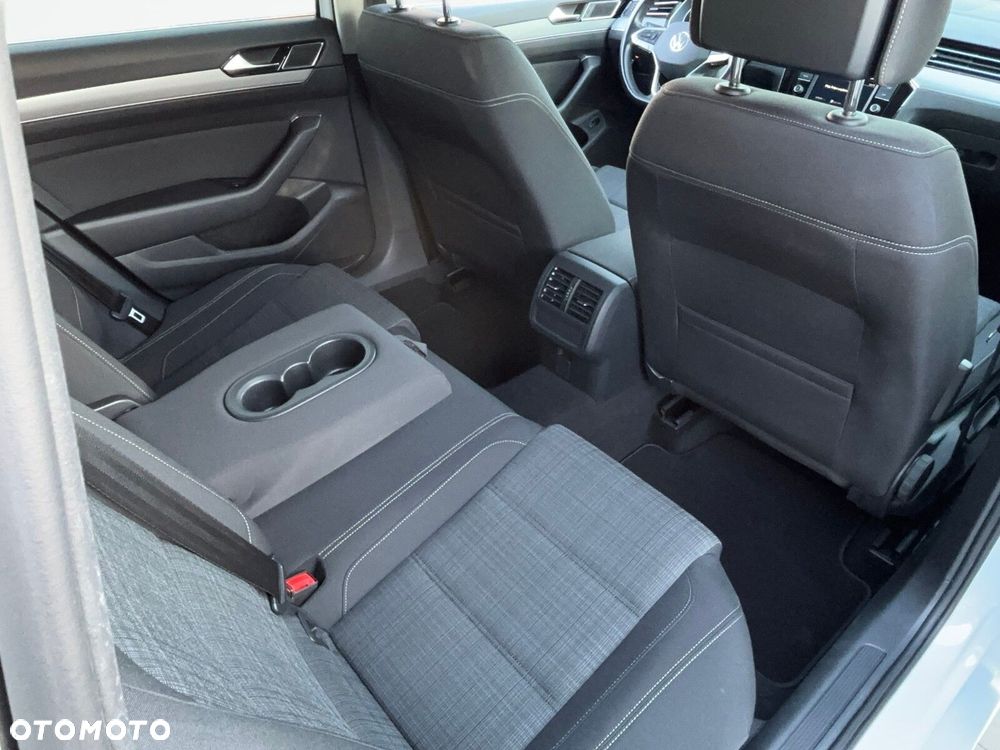 Volkswagen Passat Variant - 29