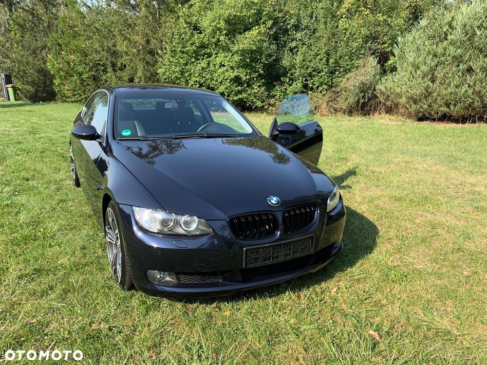 BMW Seria 3 325i - 6