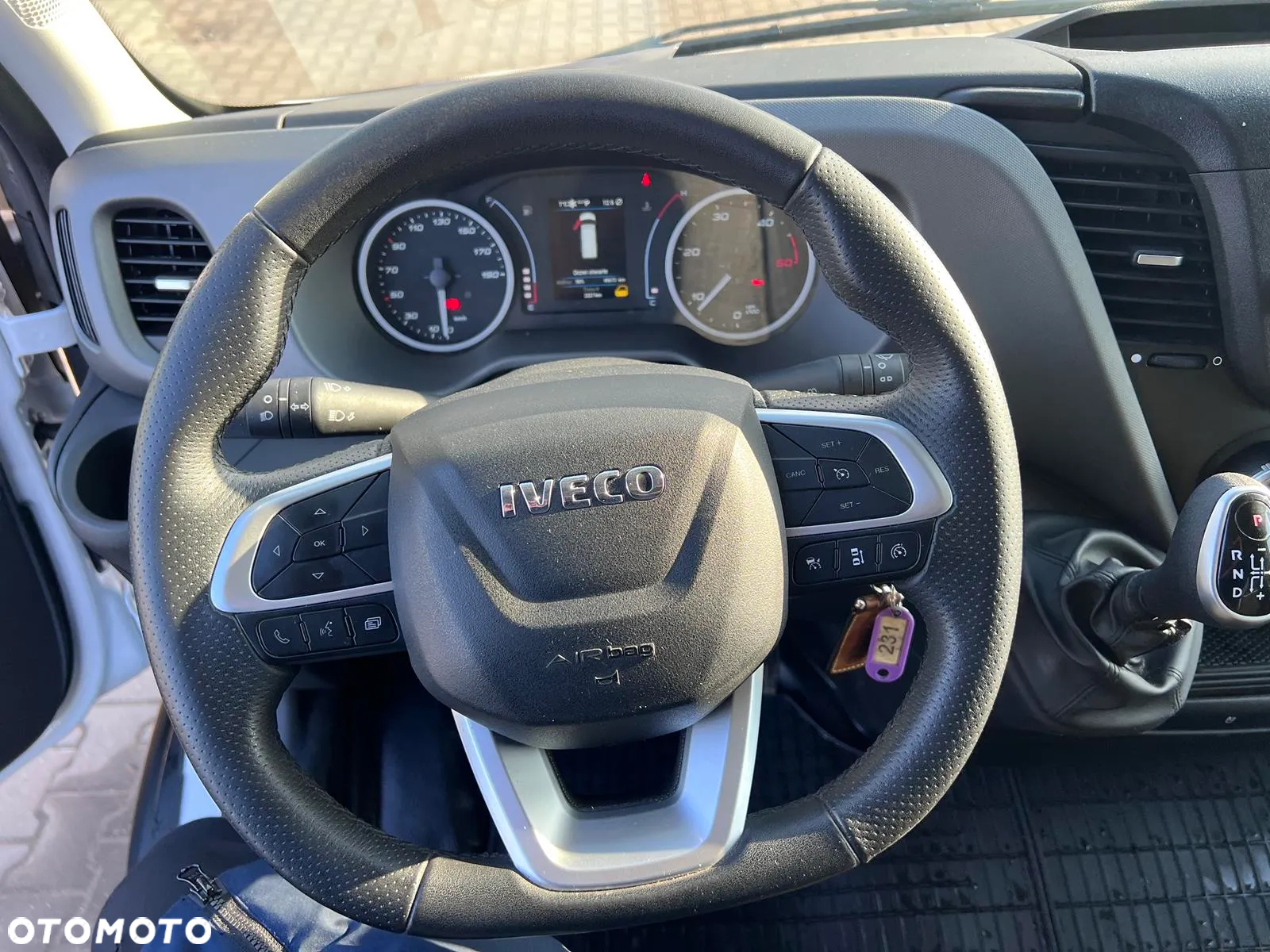 Iveco DAILY - 12