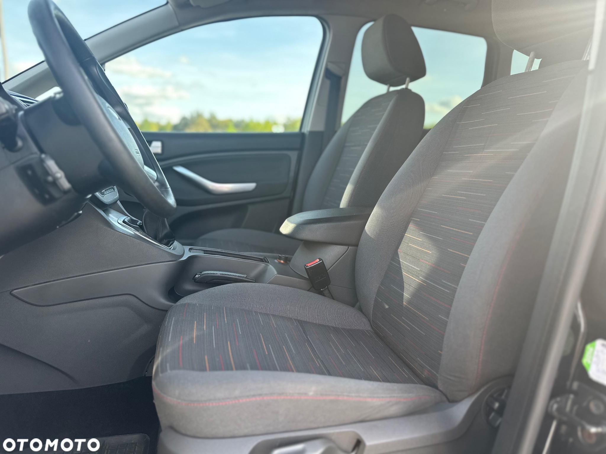 Ford C-MAX - 17
