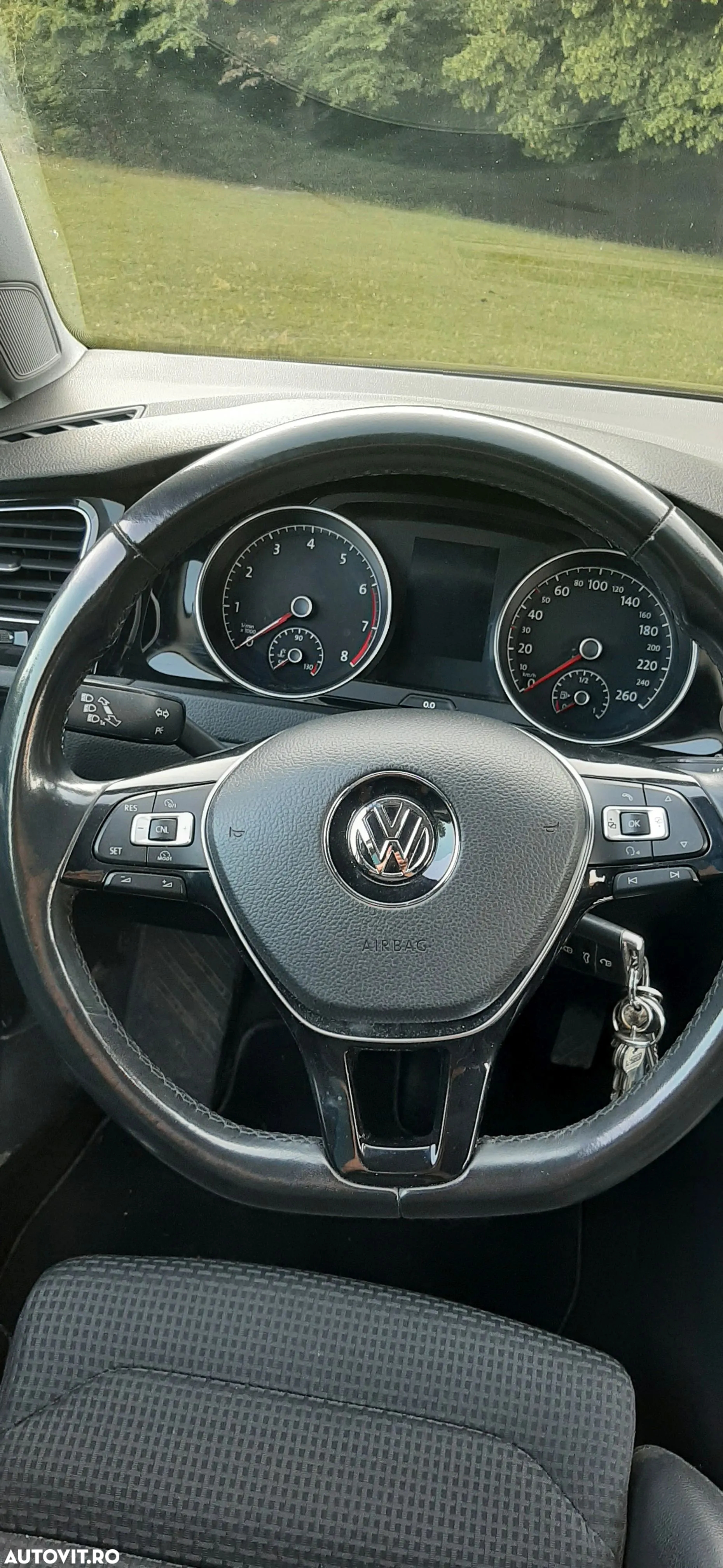 Volkswagen Golf 1.4 TSI BMT Highline - 12