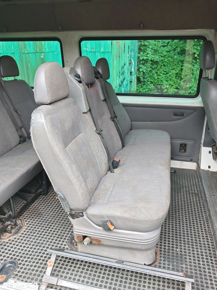 Ford Transit - 11