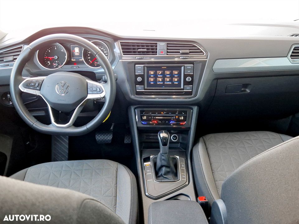 Volkswagen Tiguan 2.0 TDI DSG Life - 14