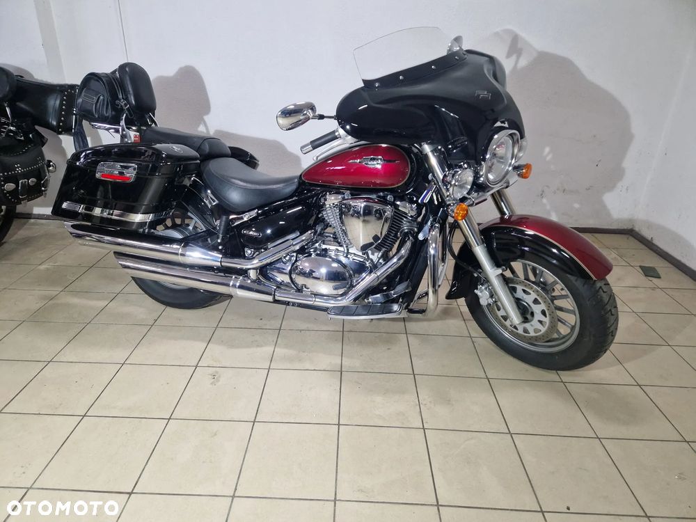 Suzuki VL 800 Volusia - Boulevard C50 - 1