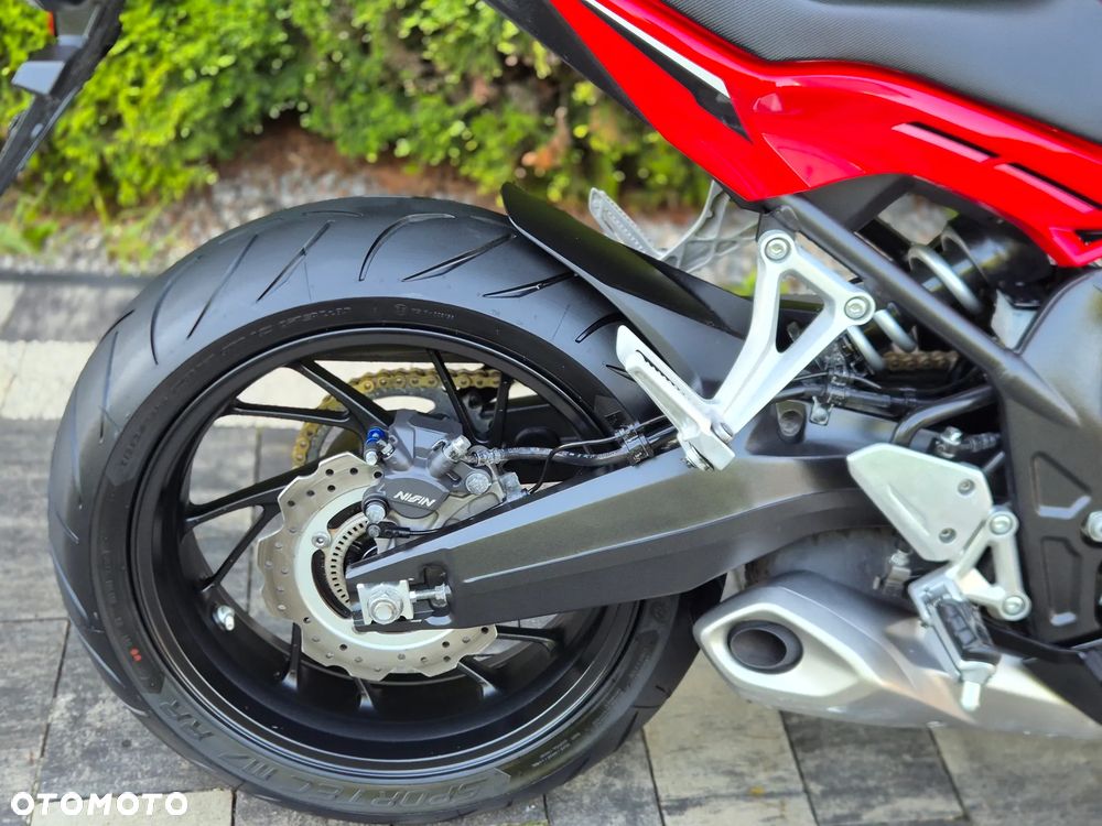 Honda CBR - 11