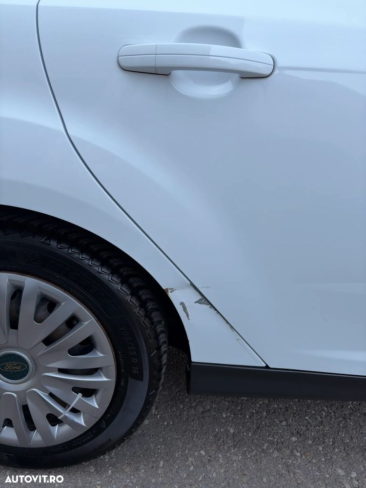 Ford Focus - 6