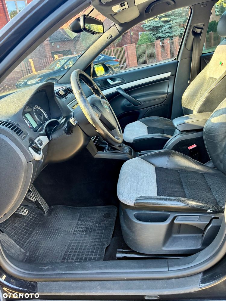 Skoda Octavia 2.0 TFSI RS - 17