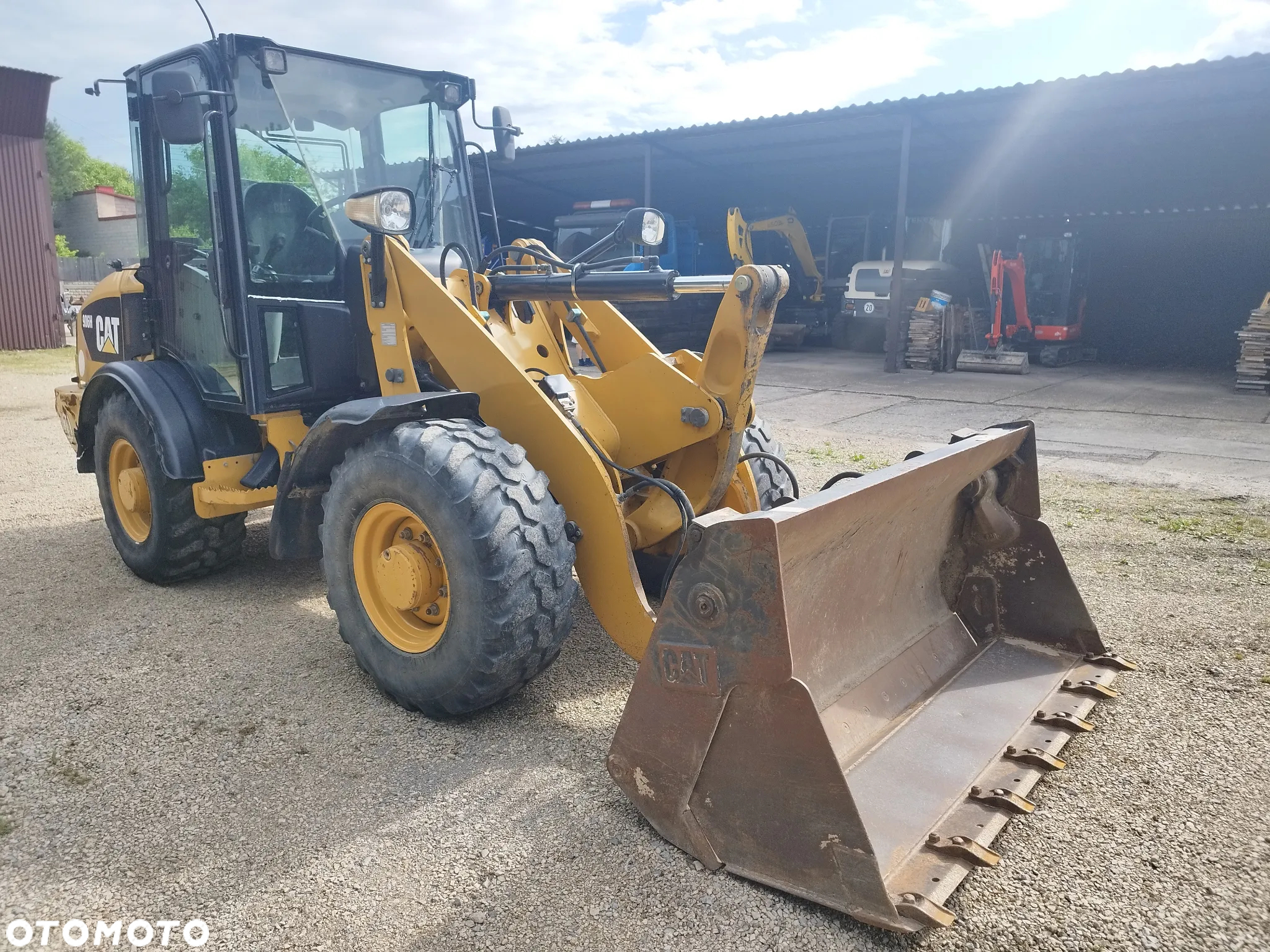 Caterpillar CAT 906 H - 10