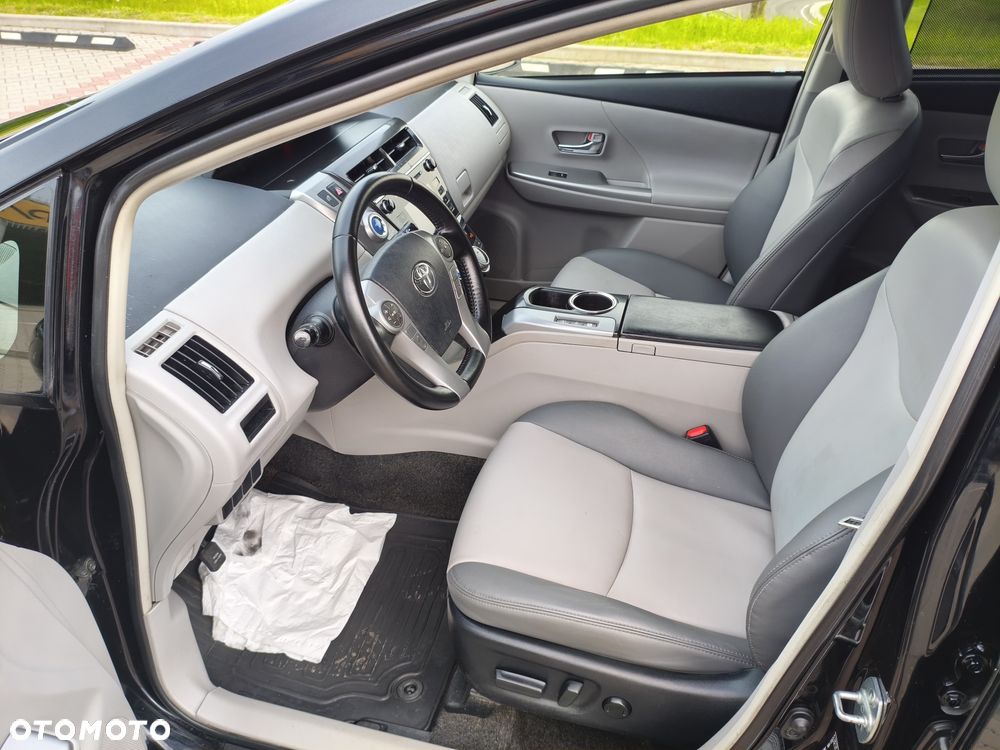 Toyota Prius+ (Hybrid) Comfort - 33