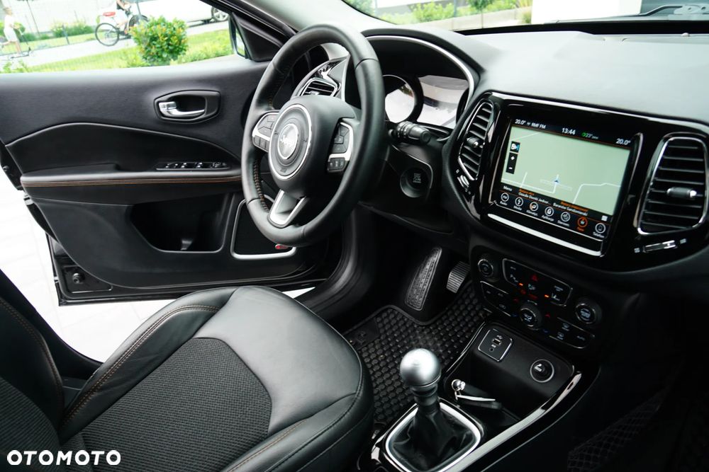 Jeep Compass 1.4 MultiAir Limited - 31