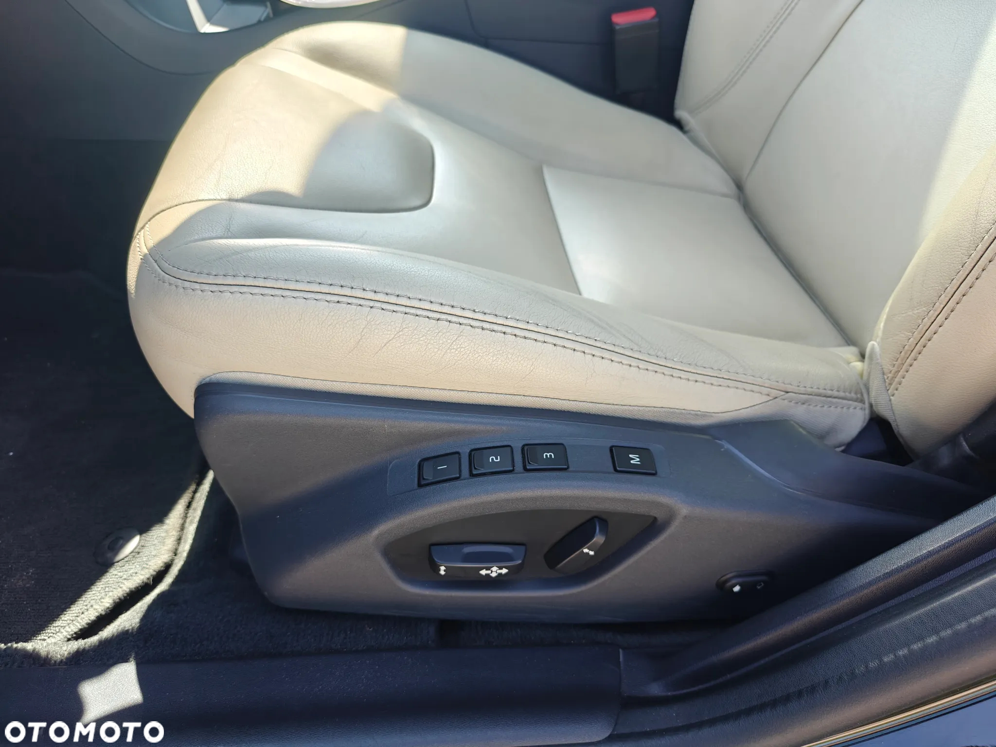 Volvo V60 Cross Country T5 AWD Summum - 18