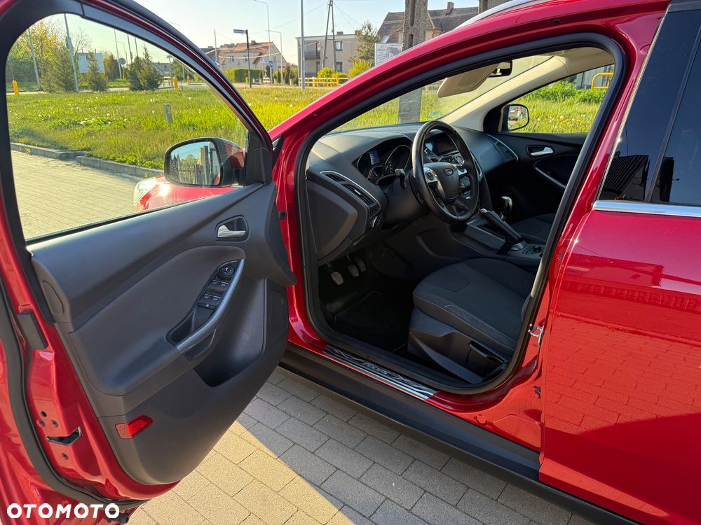 Ford Focus 1.6 EcoBoost Start-Stopp-System Titanium - 26