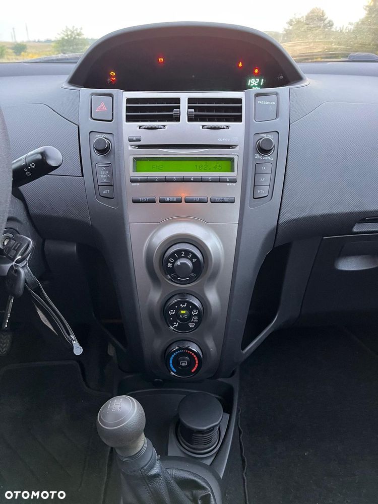 Toyota Yaris 1.0 Terra A/C - 14