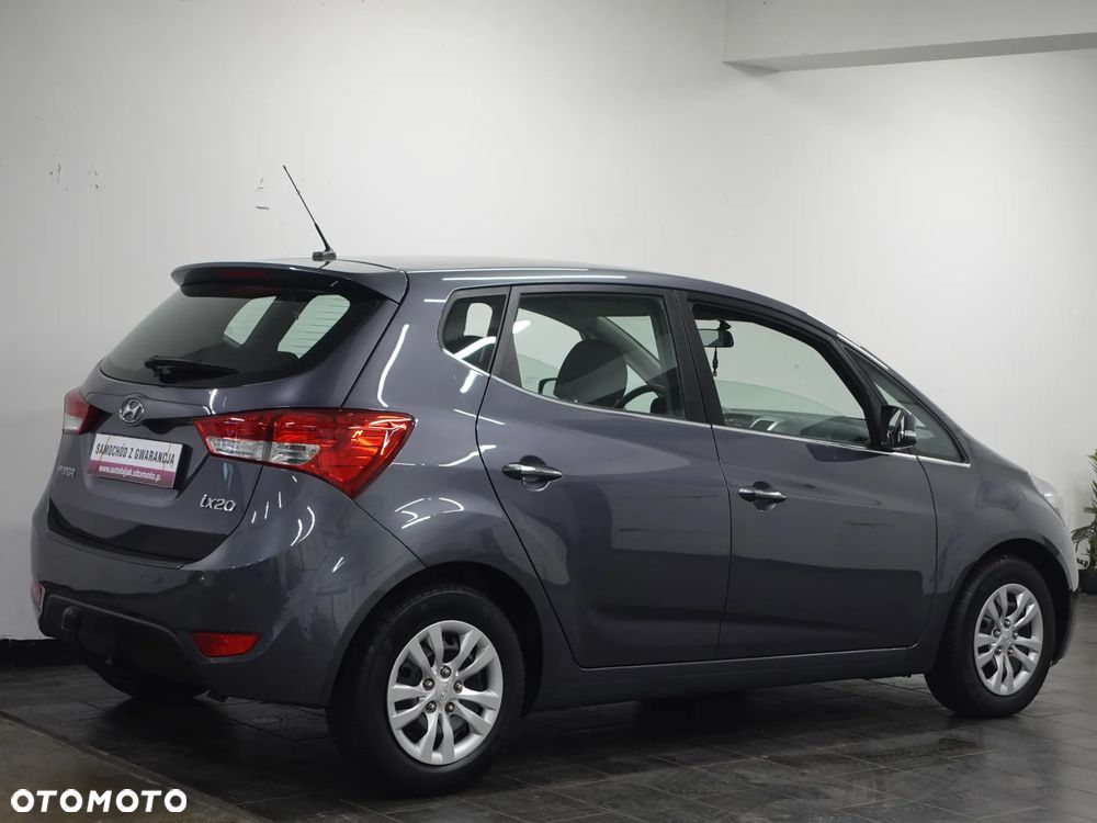 Hyundai ix20 - 8