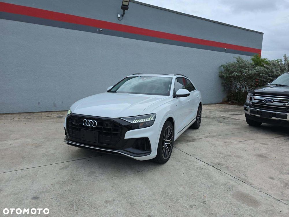 Audi Q8 55 TFSI mHEV Quattro Tiptronic - 2