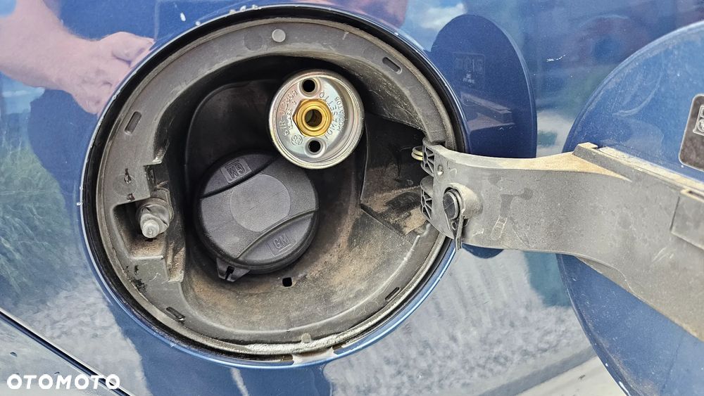 Opel Zafira Tourer 1.6 ECOTEC DIT ecoFLEX Start/Stop Active - 6