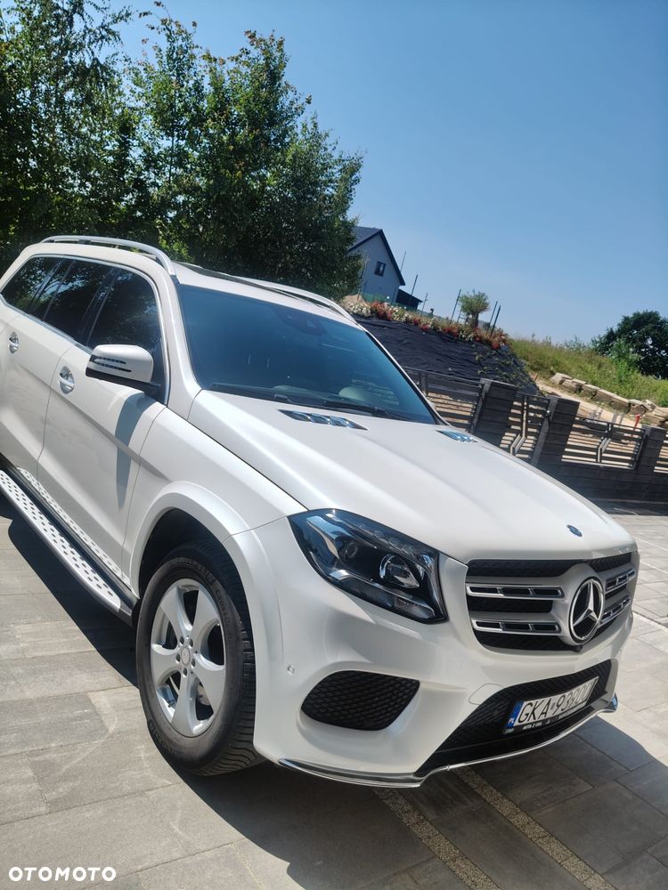 Mercedes-Benz GLS - 18