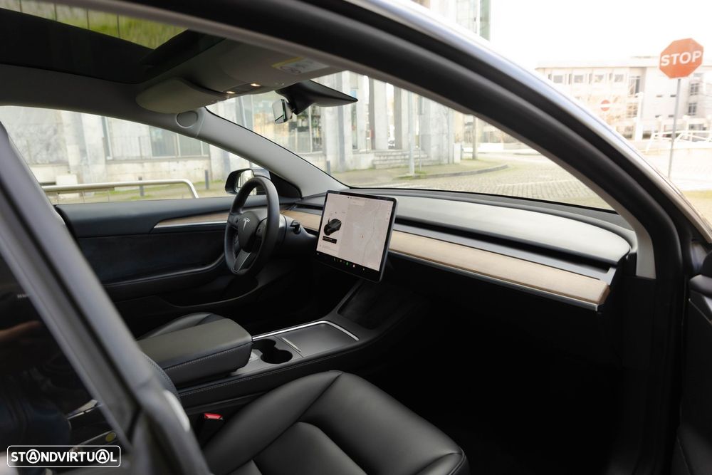 Tesla Model 3 Long Range Tração Integral - 28