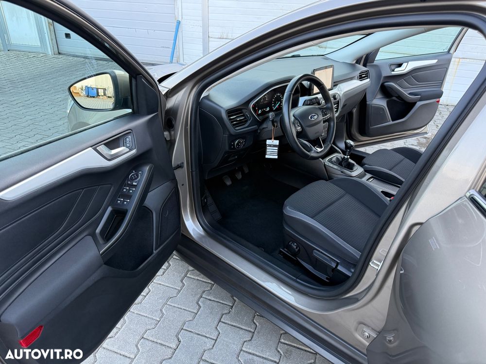 Ford Focus 1.5 TDCi DPF Start-Stopp-System Business - 8