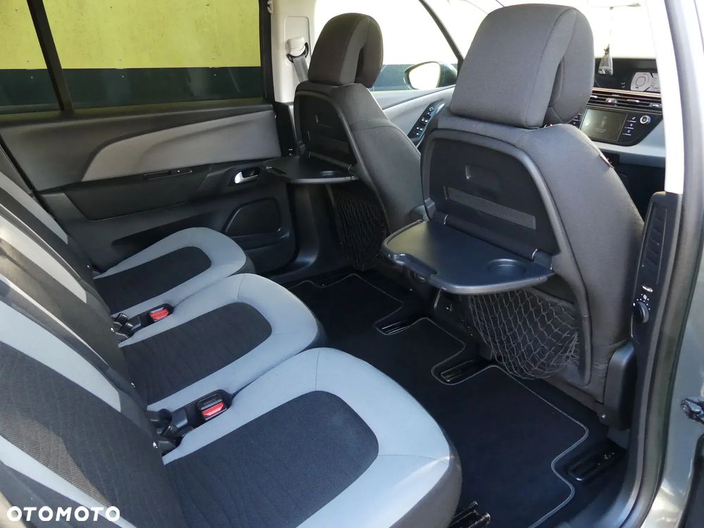 Citroën C4 Picasso e-HDi 115 Attraction - 14