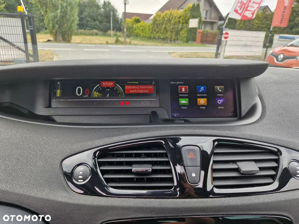 Renault Grand Scenic ENERGY TCe 130 BOSE EDITION - 27