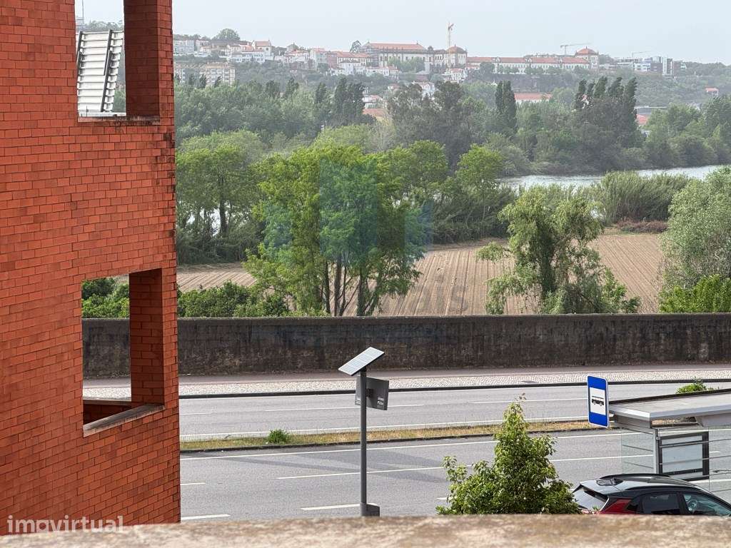 Coimbra. Arrenda-se espaço com 5 salas, Av. Conego Urbano Duarte - Grande imagem: 5/18