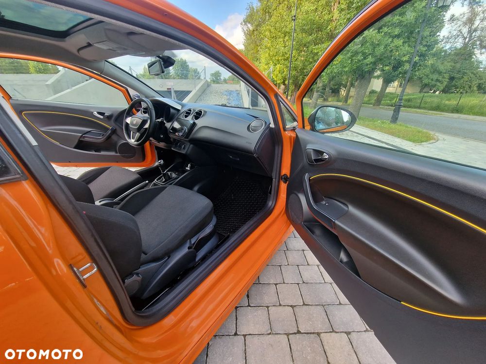Seat Ibiza SC 1.6 16V Sport - 14