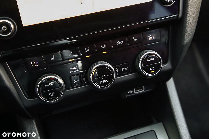 Skoda Octavia 1.6 TDI DSG Soleil - 36