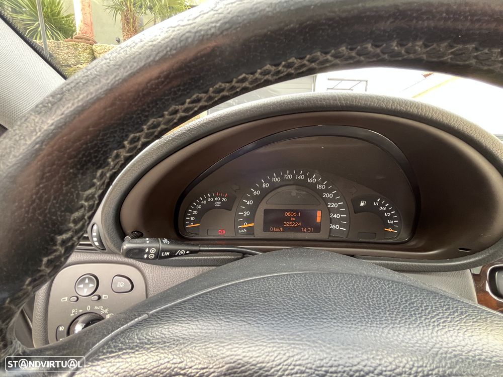 Mercedes-Benz C 200 K Elegance Aut. - 19