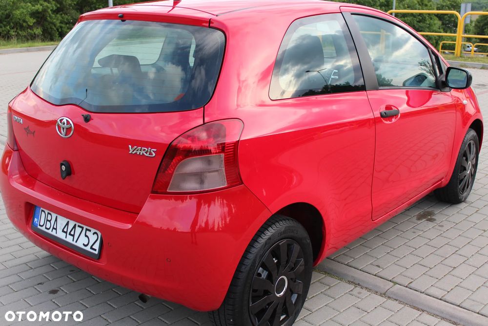 Toyota Yaris 1.0 VVT-i Sol - 3