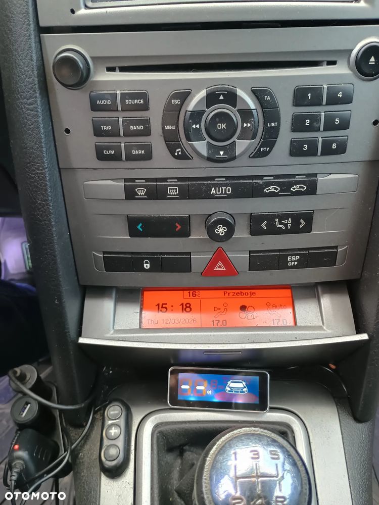 Peugeot 407 - 6