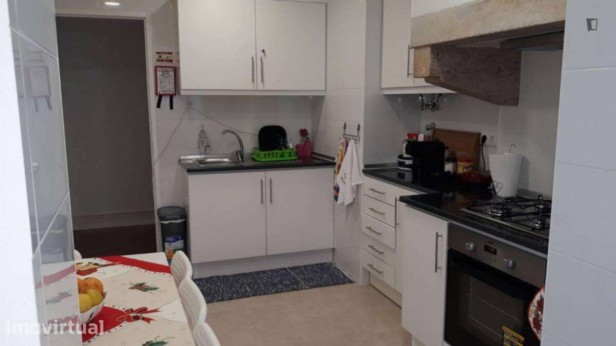 Quarto - localizado em Arroios Lisbon - Grande imagem: 5/11