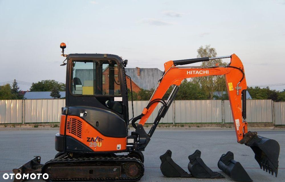 Hitachi Minikoparka Hitachi ZX29U-3 z lyzkami - 1