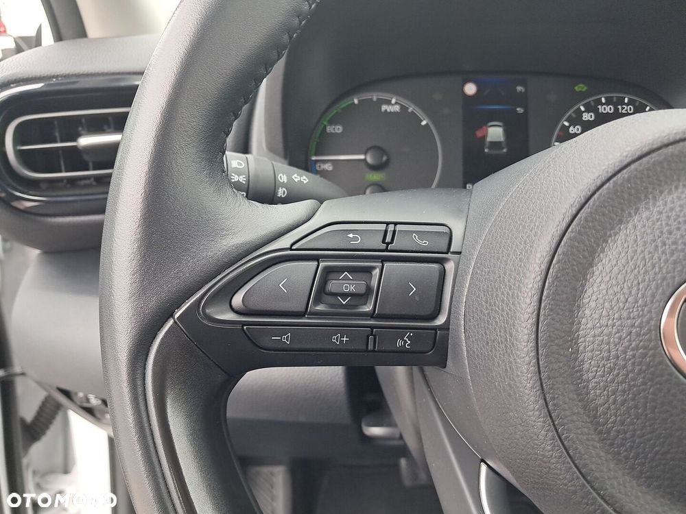 Toyota Yaris Hybrid 1.5 Comfort - 28